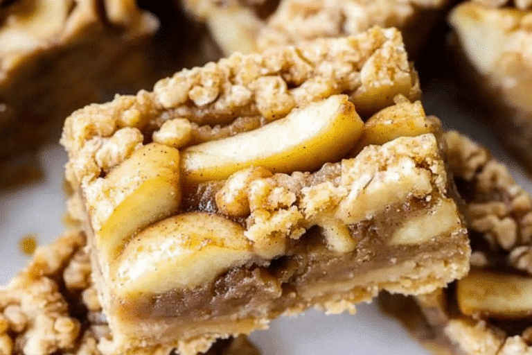 Healthy Apple Pie Bars