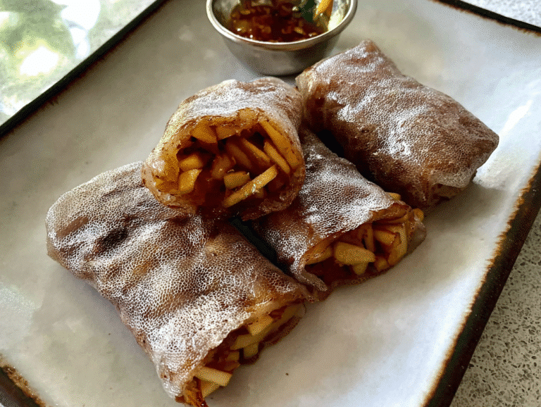 Baked Apple Pie Rice Paper Rolls