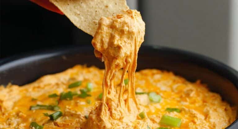 Gluten-free Crockpot Buffalo Chicken Dip