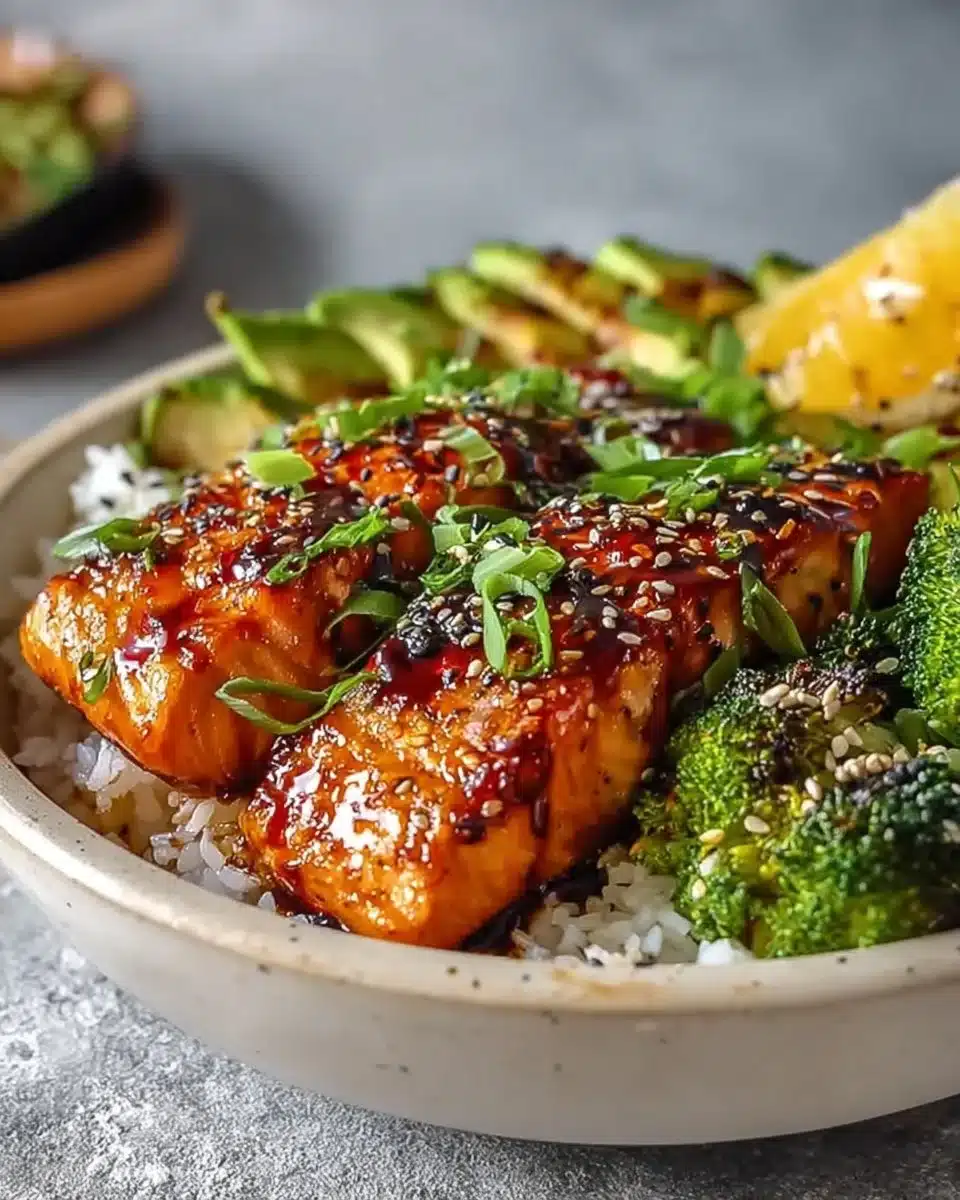 Honey Glazed Salmon Bowl: Quick, Healthy & Delicious Dinner