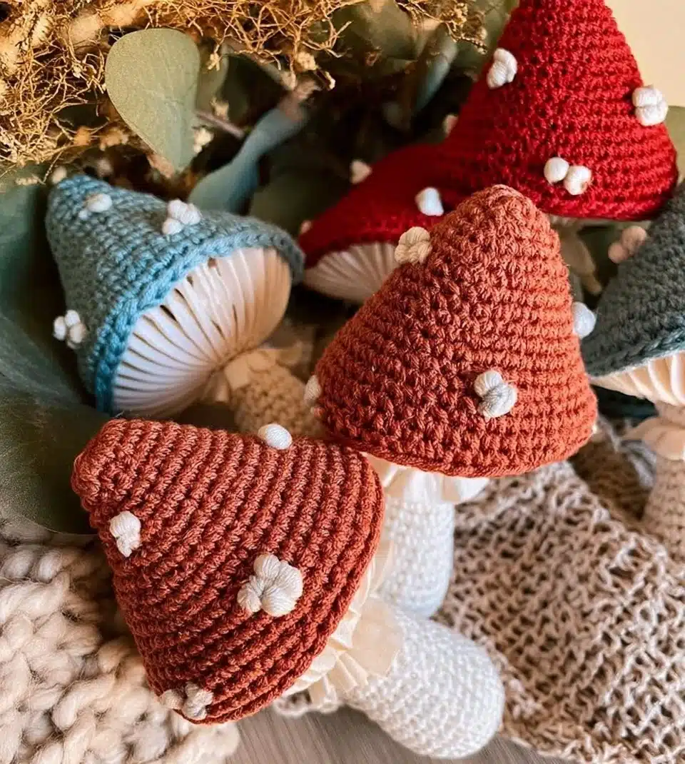 No-Sew Rustic Farmhouse Mushroom Project